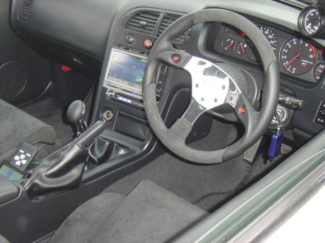 R33-Seat2