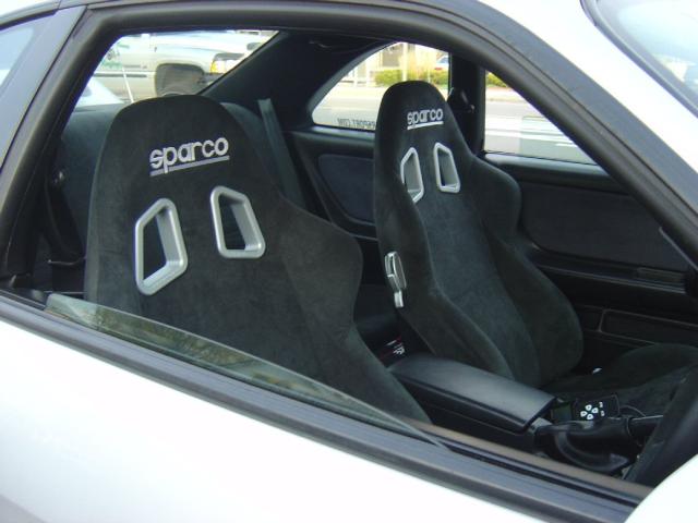 R33-Seat3